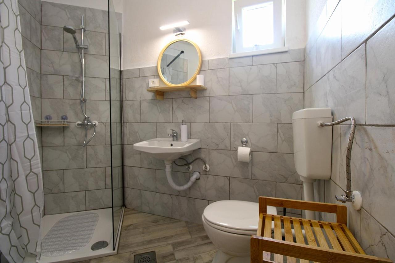 Apartment Josip 1649 Fazana Exterior photo